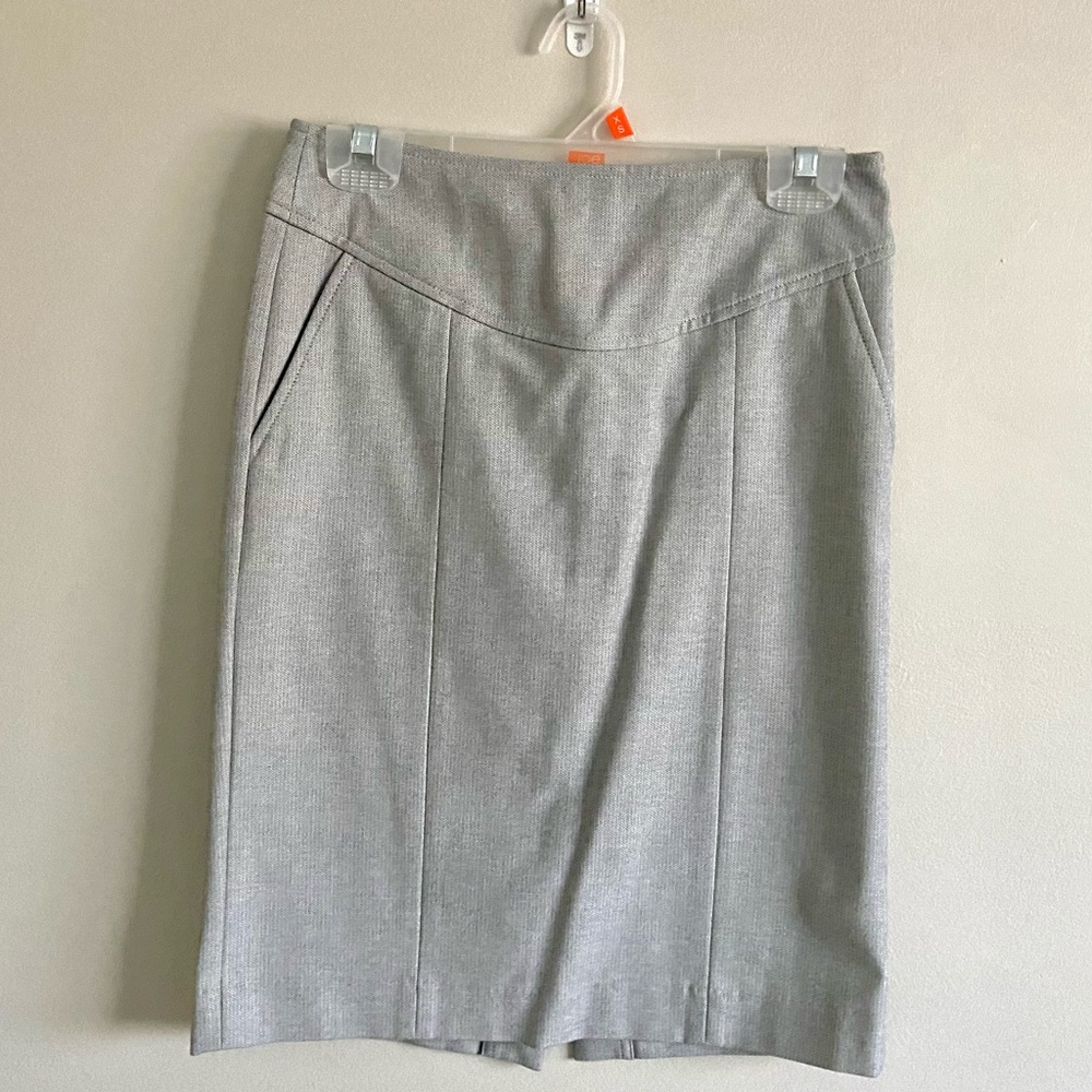 Banana Republic grey pencil skirt in size 0
